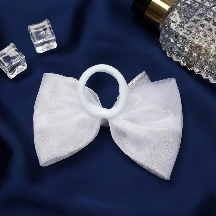 Резинка для волос бант «Школьница», классика цветок кант, 10.5×7 см, белая