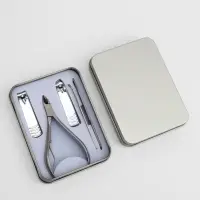 Набор маникюрный, 5 предметов, в металлическом футляре, серебристый