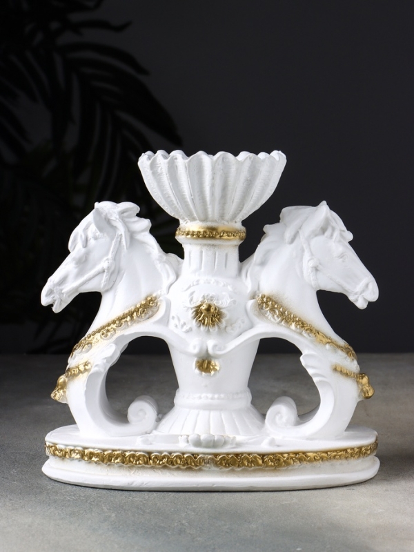 Подсвечник Подсвечник "Лошади" 21х13х21 см, белый