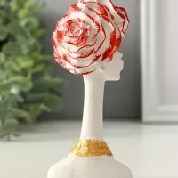 Фигура "Дама" размер 13х5 см, цвет белый с росписью, гипс Фигура "Дама" размер 13х5 см, цвет белый с росписью, гипс