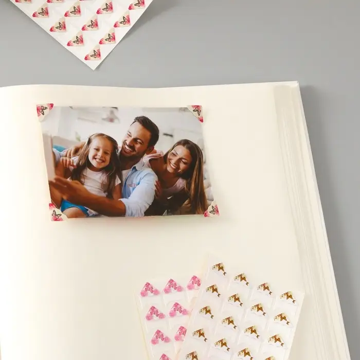 Набор уголков с кармашком для фотографий 24 уголка "Бабочки" МИКС 12,5х9 см
