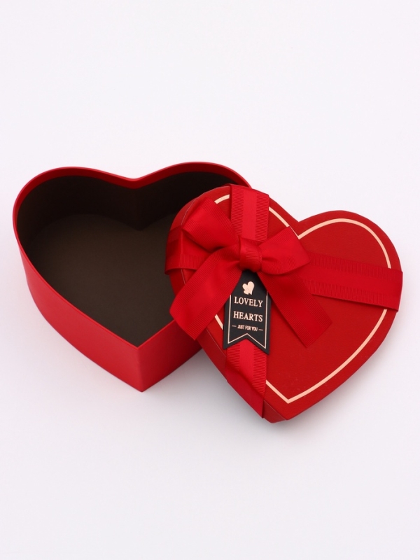 Набор коробок 3 в 1 сердца 22 х 20 х 9;  18.5 х 17 х 7.5; 1 6 х 14 х 6 см