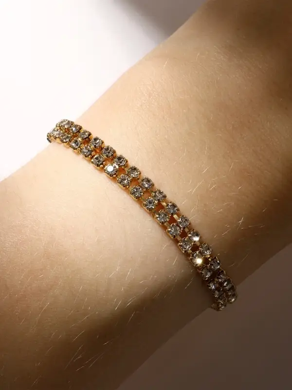 Браслет со стразами &laquo;Сияй&raquo;, L=18 см, 2 ряда, белый в золоте