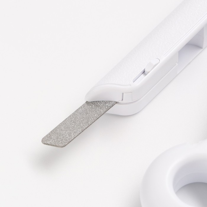 Умный когтерез для животных, с пилкой, LED фонарём, на батарейках Умный когтерез для животных, с пилкой, LED фонарём, на батарейках