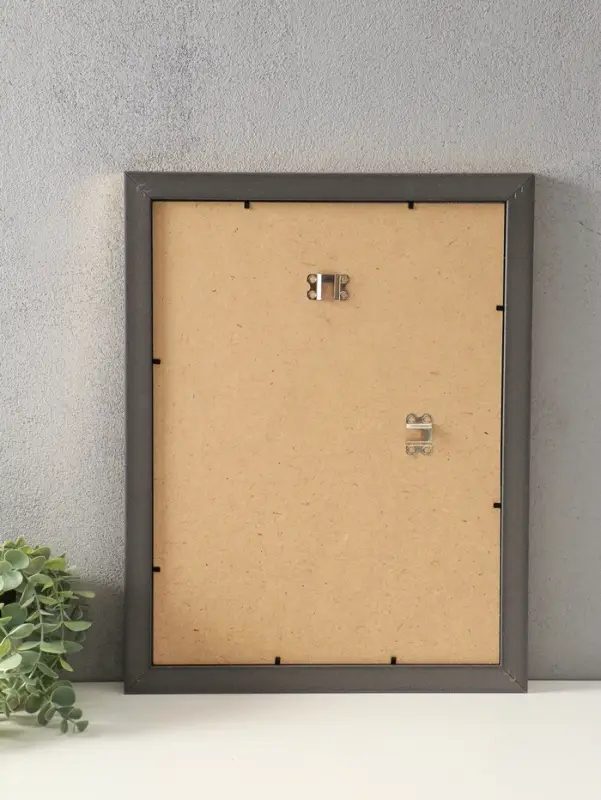 Фоторамка для фото 30&times;40 см &laquo;МИРАМ&raquo;, пластик, золото, (Пластиковый экран)