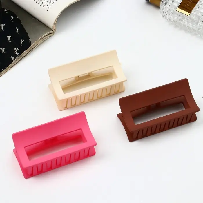 Крабик для волос «Леона», прямой классика матовый, 8.5 см, МИКС Крабик для волос «Леона», прямой классика матовый, 8.5 см, МИКС