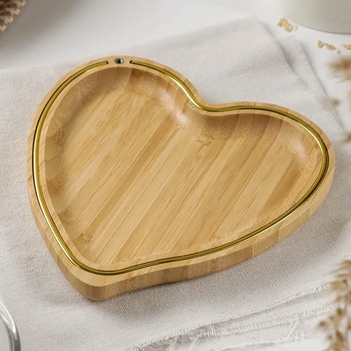 Блюдо для подачи Доляна «Цветение», d=19,5 см, бамбук Блюдо для подачи Доляна «Цветение», d=19,5 см, бамбук