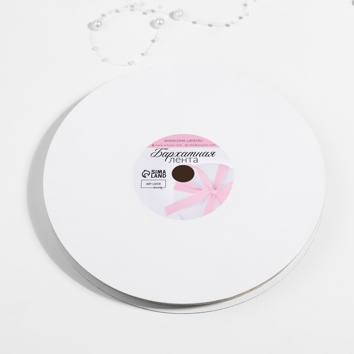 Лента бархатная, с золотым люрексом, 10 мм, 18±1 м, белая №01 Лента бархатная, с золотым люрексом, 10 мм, 18±1 м, белая №01