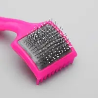 Щётка - пуходёрка малая, основание 44&times;44 мм, мягкая с каплями, розовая