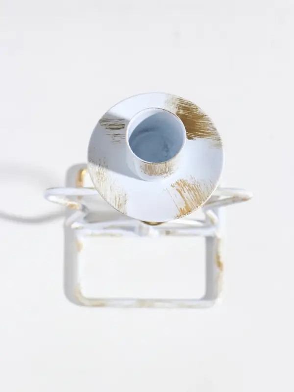 Подсвечник металл на 1 свечу  Подсвечник металл на 1 свечу "Звезда с колокольчиком" белый с патиной d=2,3 см 9,3х7,4х17 см   10875