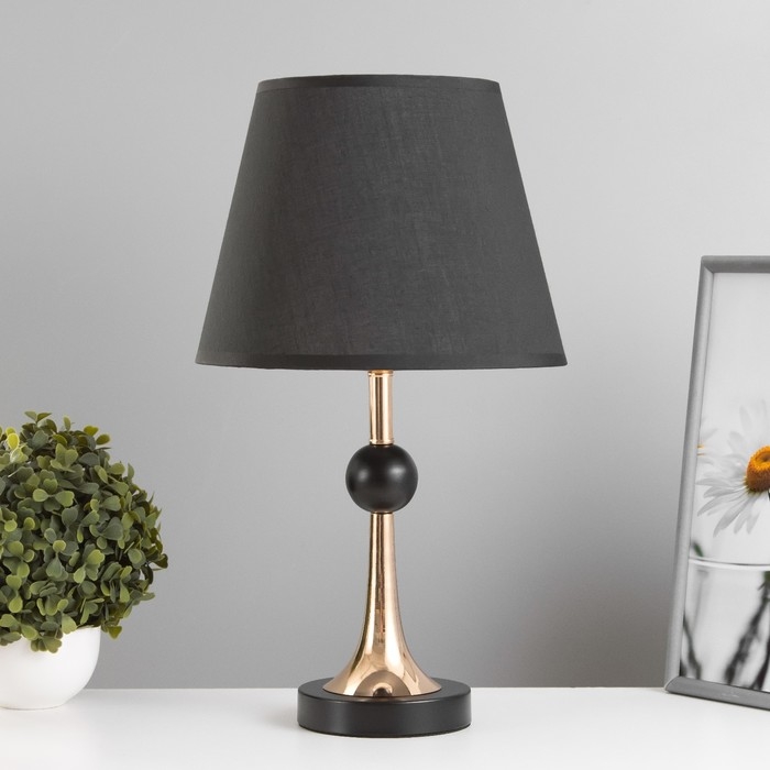 Настольная лампа Настольная лампа "Глафира" Е27 40Вт черно-золотой 25х25х43 см