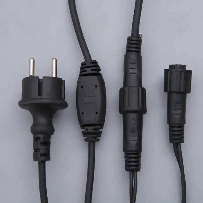 Гирлянда &laquo;Бахрома&raquo; 3&times;0.6 м, IP44, УМС, тёмная нить, 160 LED, свечение красное, 220 В