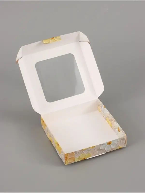 Коробка подарочная самосборная с окном &laquo;Цветы&raquo;, 13&times;13&times;3 см