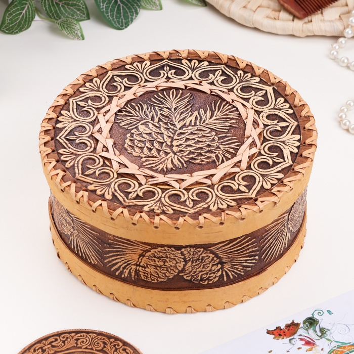 Шкатулка &laquo;Шишки&raquo;, 18,5&times;18,5&times;8 см, береста