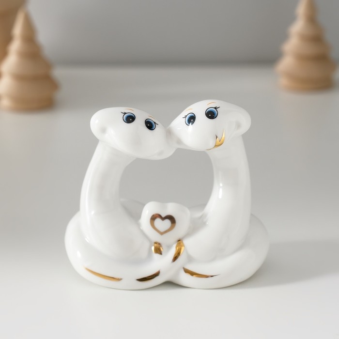 Сувенир керамика Сувенир керамика "Две змейки с сердечком" с золотом 3,4х6,5х5,6 см