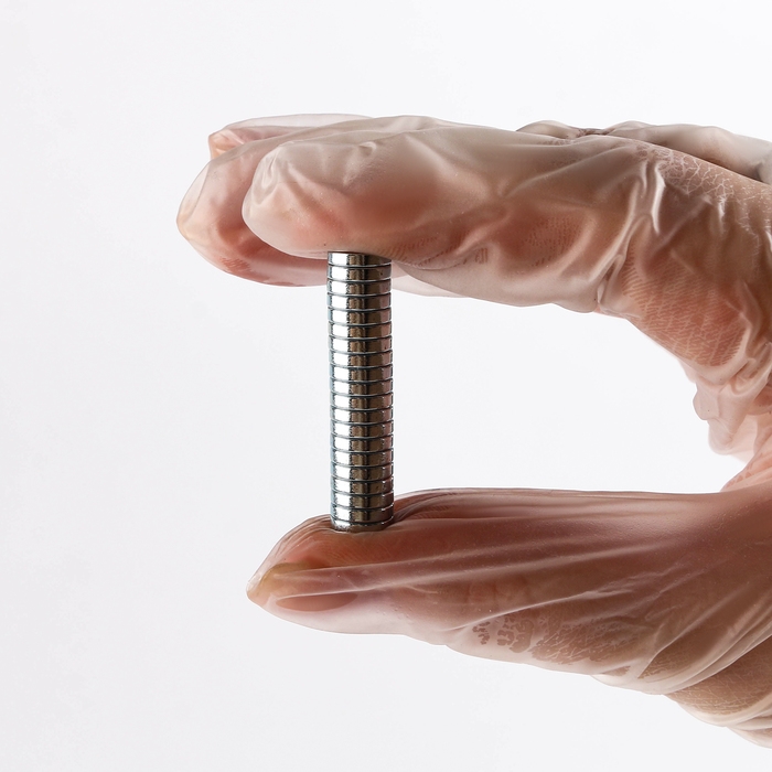 Магнит неодимовый , размер 1 шт. — 8 × 8 × 2 мм, набор 20 шт. Магнит неодимовый , размер 1 шт. — 8 × 8 × 2 мм, набор 20 шт.