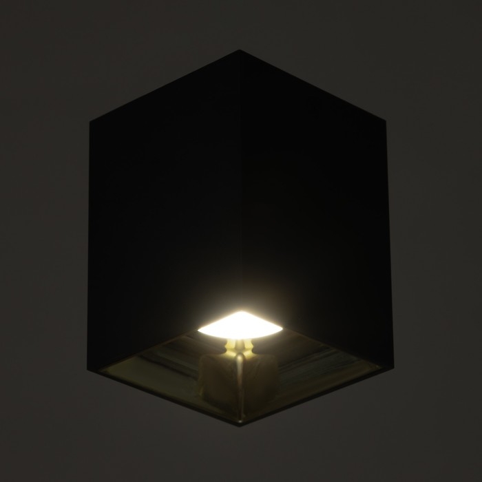 Светильник Светильник "Кубик" LED 4000К 10Вт DIM220 черный золото 7,5х7,5х9,5см