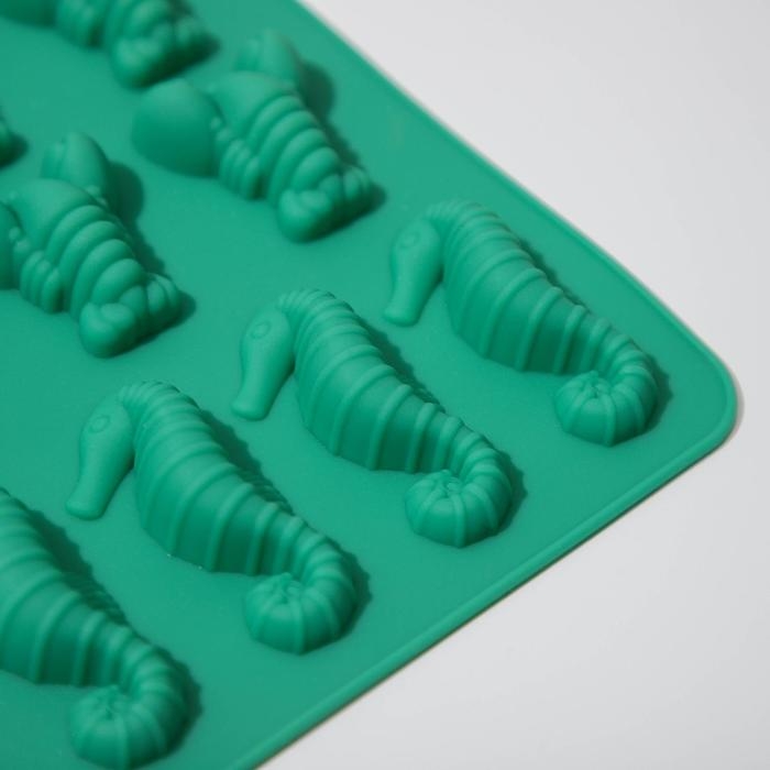 Форма для мармелада Доляна «Морской мир», силикон, 22×14×1 см, 14 ячеек, цвет МИКС Форма для мармелада Доляна «Морской мир», силикон, 22×14×1 см, 14 ячеек, цвет МИКС