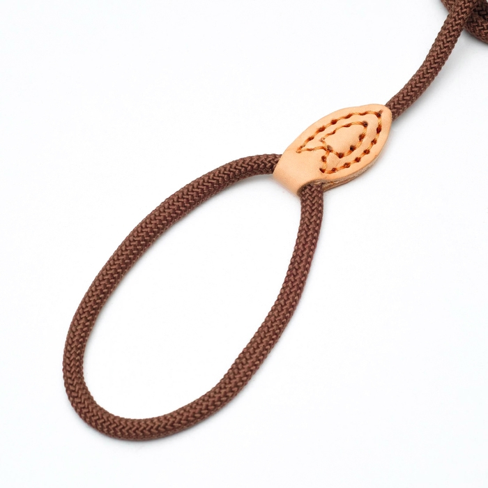 Поводок-удавка 150 см х 6 мм, полиэстер и натуральная кожа, коричневый Поводок-удавка 150 см х 6 мм, полиэстер и натуральная кожа, коричневый