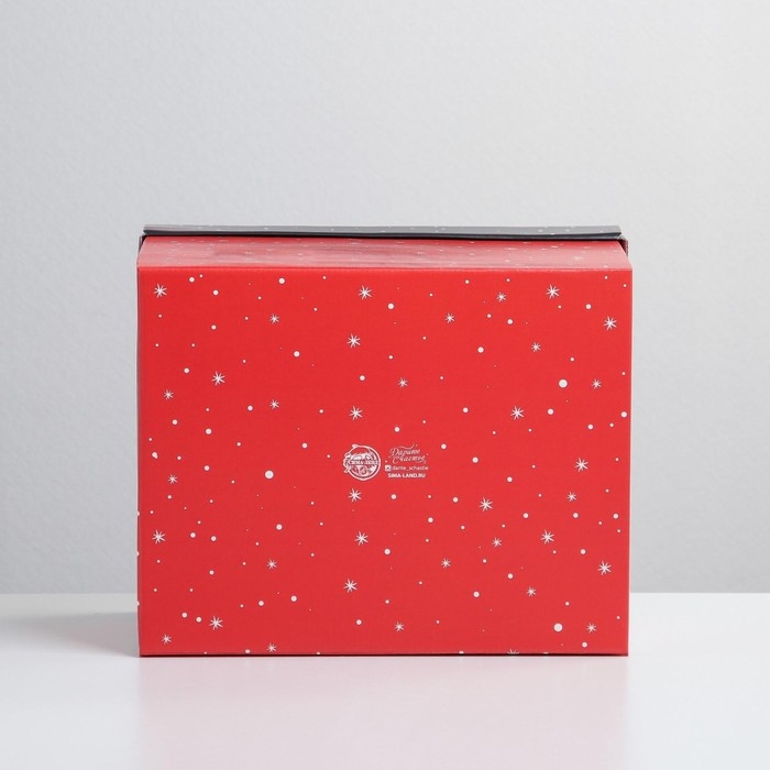 Коробка подарочная новогодняя складная «Happy new year», 31,2 х 25,6 х 16,1 см, Новый год Коробка подарочная новогодняя складная «Happy new year», 31,2 х 25,6 х 16,1 см, Новый год