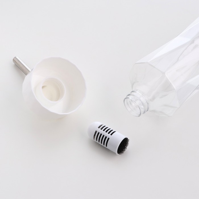 Поилка для животных, 750 мл, крепление-пружинка, белая Поилка для животных, 750 мл, крепление-пружинка, белая