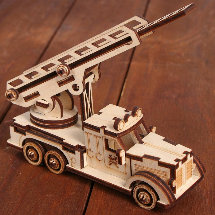 Cборная модель «Пожарная машина» Cборная модель «Пожарная машина»