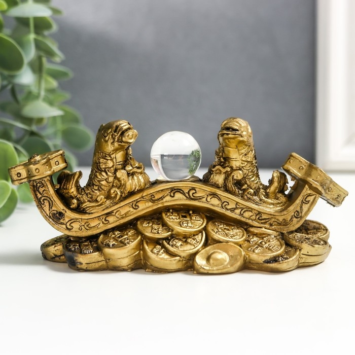 Нэцке полистоун под бронзу Нэцке полистоун под бронзу "2 карпа на жезле Жуи с кристаллом" 5х4,5х12,5 см