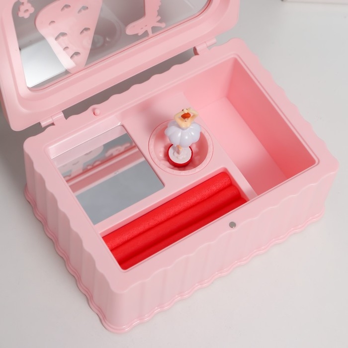 Шкатулка музыкальная механическая Шкатулка музыкальная механическая "Жираф и дерево" розовая 12,5х17,5х8 см