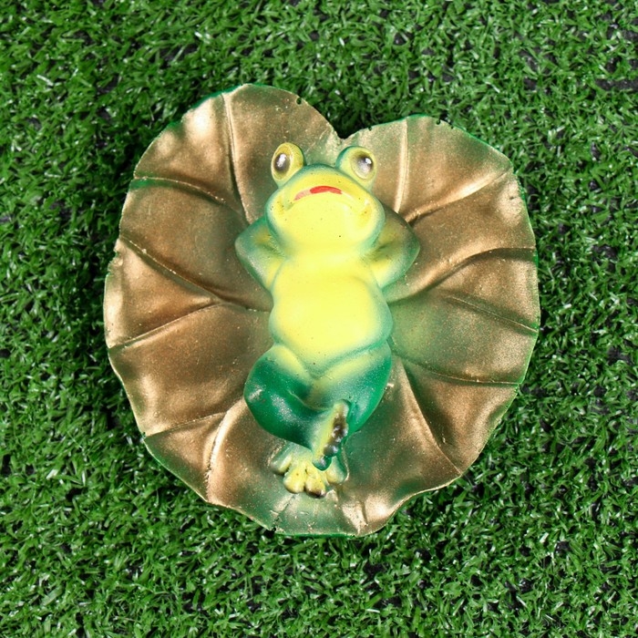 Садовая фигура  Садовая фигура "Лягушка на спине" 13х6см