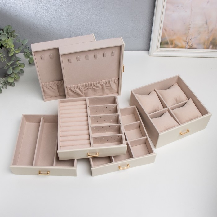 Шкатулка кожзам для украшений  Шкатулка кожзам для украшений "Комод с золотистыми ручками" белая 16,3х18х22,5 см