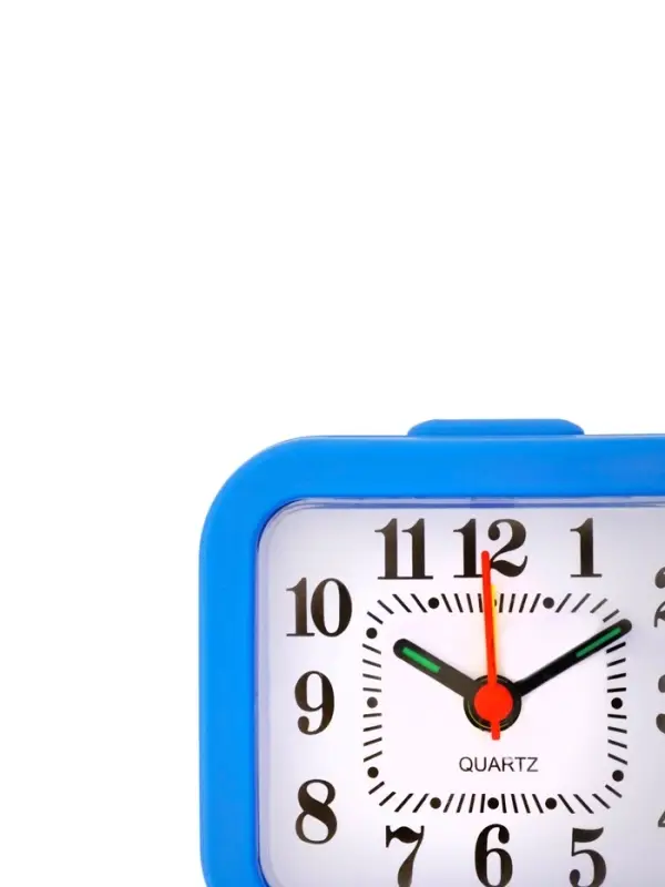 Будильник &laquo;Классика&raquo;, дискретный ход, 7&times;7.5 см, от батарейки АА