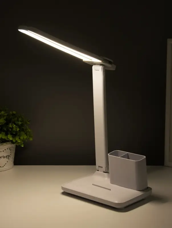 Настольная лампа сенсорная &laquo;Раздвижная&raquo; LED 15 Вт АКБ USB белый 45&times;30&times;17 см RISALUX