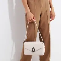 Сумка женская мессенджер на магните, 24&times;10&times;15 см, однотонная, белая