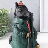 Фигурка (гипс) Конь в пальто  Высота 24 см, ширина 12,5 см, длина 16,5 см, зеленый