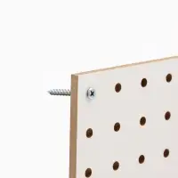 Настенная перфорированная панель ДСП односторонняя, 90&times;0.6&times;30 см, шаг 2.5 см, белая