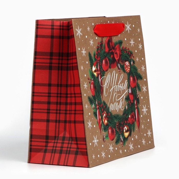 Пакет подарочный новогодний крафтовый квадратный «Новогодний венок», 22 х 22 х 11 см, Новый год