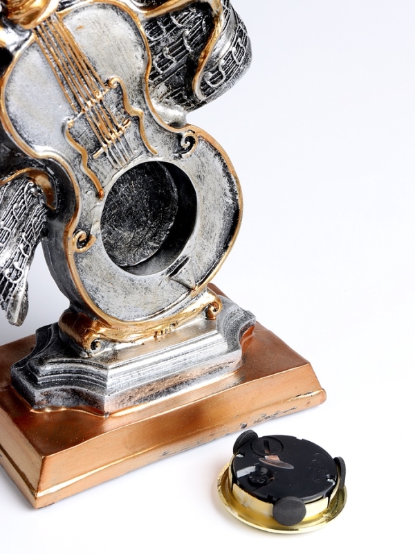 Часы настольные интерьерные, «Скрипка», на батарейках, 14×8.2×24.5 см, d-5 см Часы настольные интерьерные, «Скрипка», на батарейках, 14×8.2×24.5 см, d-5 см