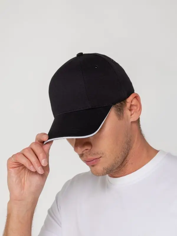 Бейсболка Canopy, черная с белым кантом Бейсболка Canopy, черная с белым кантом