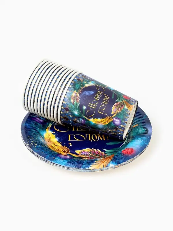 Набор бумажной посуды 12 персон Набор бумажной посуды 12 персон "С Новым годом" праздничный венок ,