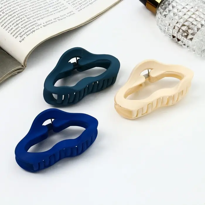 Крабик для волос «Леона», овал геометрия матовый, 8.5 см, МИКС Крабик для волос «Леона», овал геометрия матовый, 8.5 см, МИКС