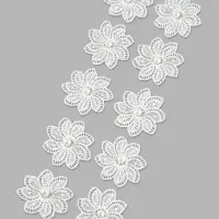 Аппликация для одежды, вязаная, с декором, d=5.5 см, 10 шт., белая