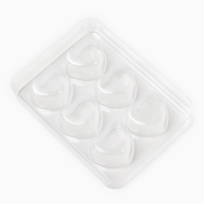 Аромасаше своими руками. Набор для создания ароматической фигурки из соевого воска «Сердечки с блестками» Аромасаше своими руками. Набор для создания ароматической фигурки из соевого воска «Сердечки с блестками»