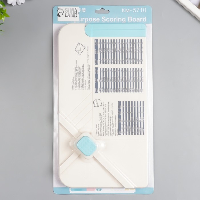 Доска для создания коробок и конвертов и бантиков с дыроколом для углов 5х34х18,5 см Доска для создания коробок и конвертов и бантиков с дыроколом для углов 5х34х18,5 см