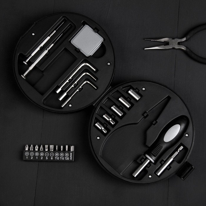 Набор инструментов в колесе Freedom, 24 предмета Набор инструментов в колесе Freedom, 24 предмета