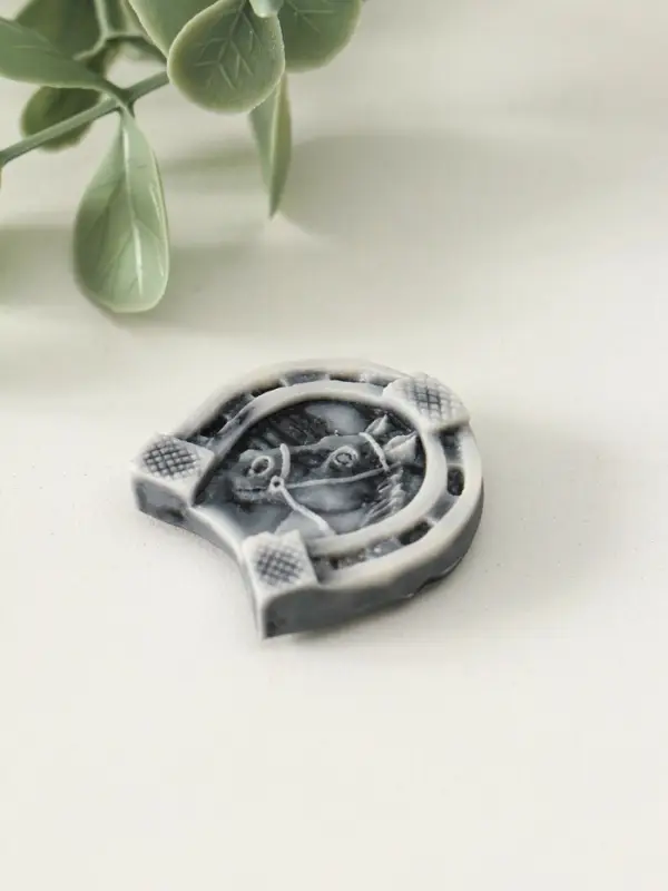 Магнит на холодильник &laquo;Подкова с головой лошади&raquo;, 3 см