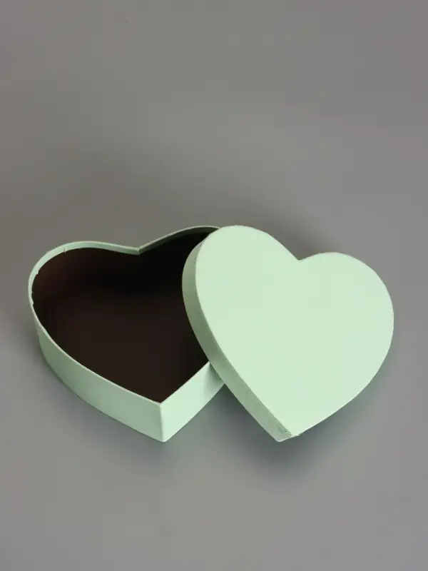 Набор коробок 3 в 1 сердца 22 х 20 х 9;  18.5 х 17 х 7.5; 16 х 14 х 6 см