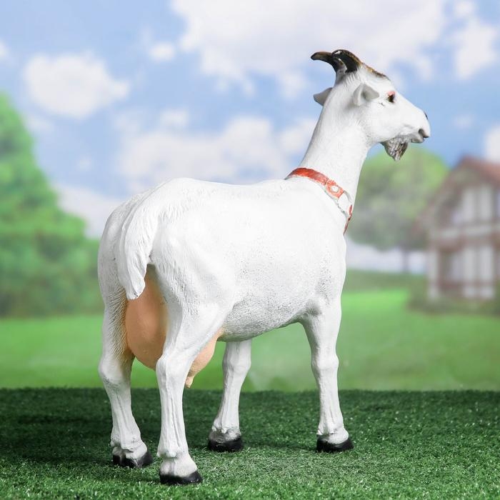 Садовая фигура  Садовая фигура "Козочка" 44х15х40см