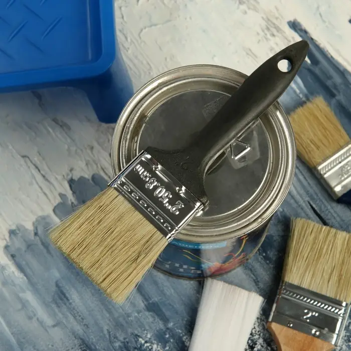 Кисть плоская ЛОМ, натуральная щетина, пластиковая рукоятка, 2 Кисть плоская ЛОМ, натуральная щетина, пластиковая рукоятка, 2", 50 мм