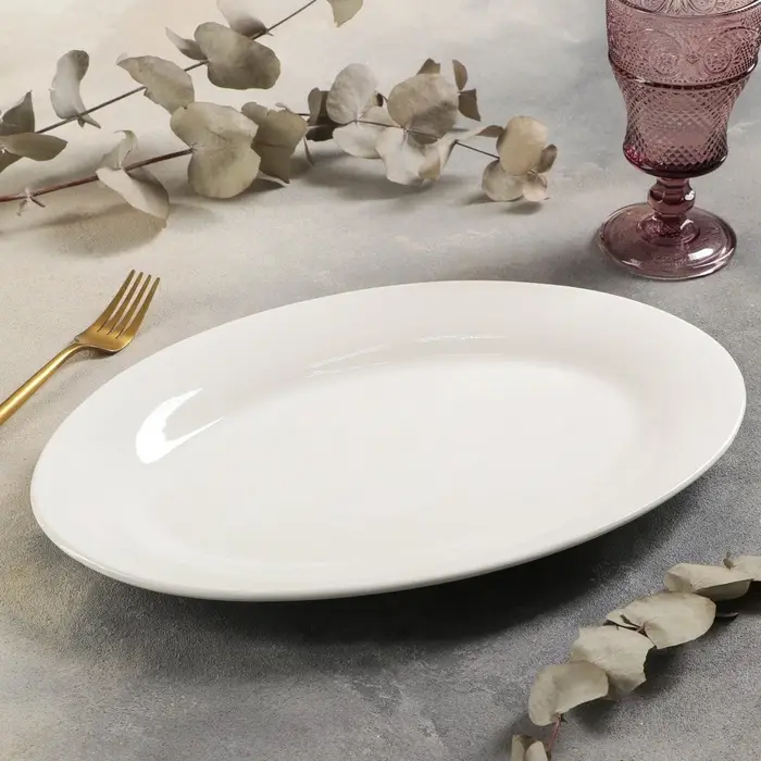 Блюдо сервировочное c утолщённым краем Доляна White Label, 37&times;23.5&times;3 см, фарфор, белое