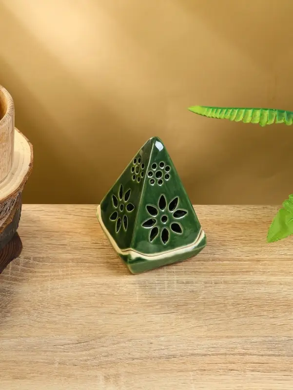 Подсвечник &laquo;Пирамидка&raquo;, 8&times;8&times;12 см, керамика, МИКС